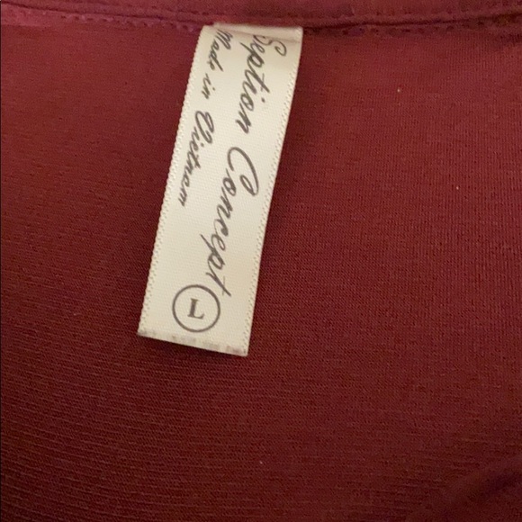 Red blouse - Picture 2 of 2